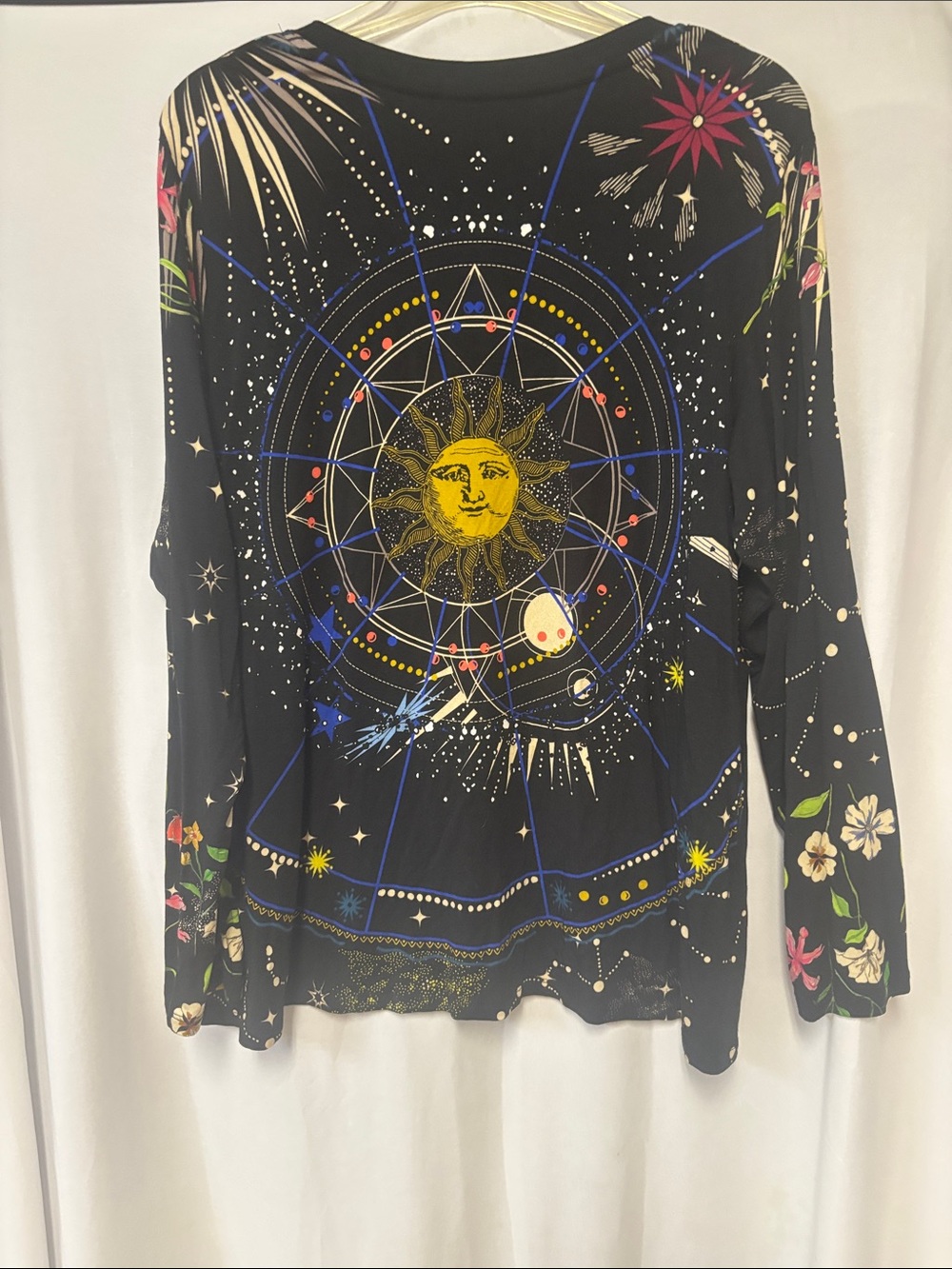 Johnny Was Janie Celestin Favorite V-Neck Swing Tee Long Sleeve Black XL - Picture 5 of 9